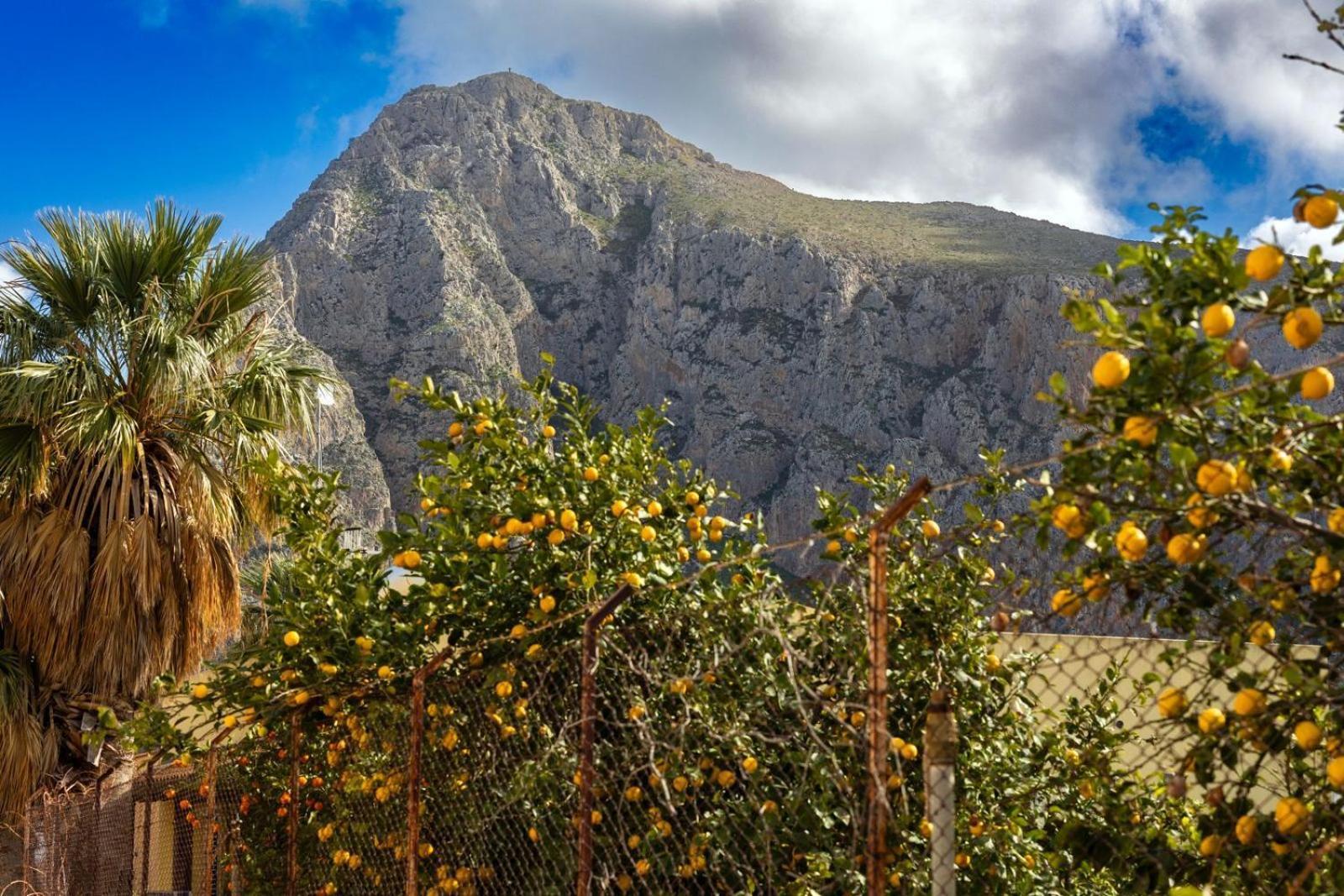 Casa Vacanze Il Faro San Vito Lo Capo-Trapani-Sicilia Ovest Holiday Home エクステリア 写真